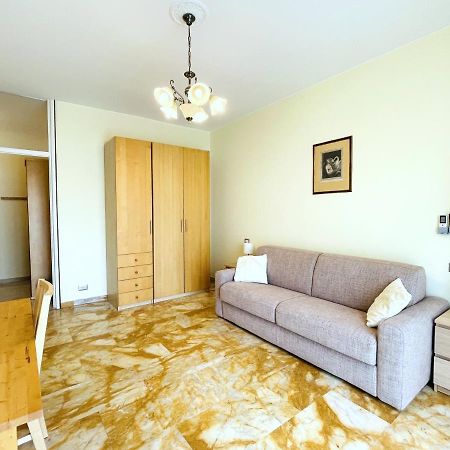 Accomodo Mib27 Bivano Centrale Villa มิลาน ภายนอก รูปภาพ